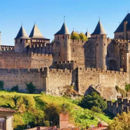 Studio With Terrace In The City Center Daire Carcassonne